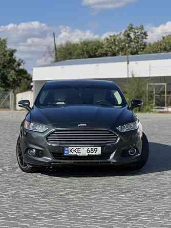 Ford Fusion 2016 an Bender Bender