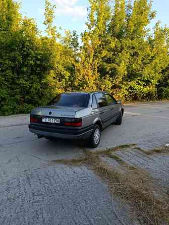 Volkswagen Passat 1989 an Rîbnița Rîbnița