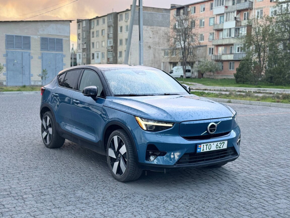 Volvo XC40 2023 an Slobozia Slobozia - fotografie 1