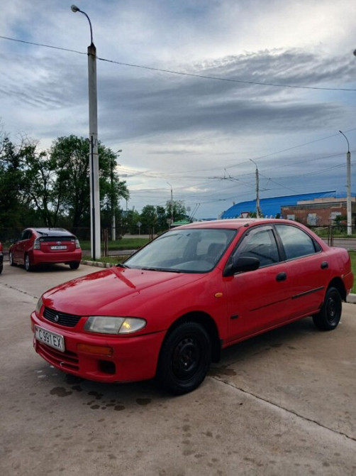 Mazda 323 1995 год Тирасполь Тирасполь - изображение 2