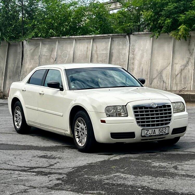 Chrysler 300C 2007 an Rîbnița Rîbnița - fotografie 5