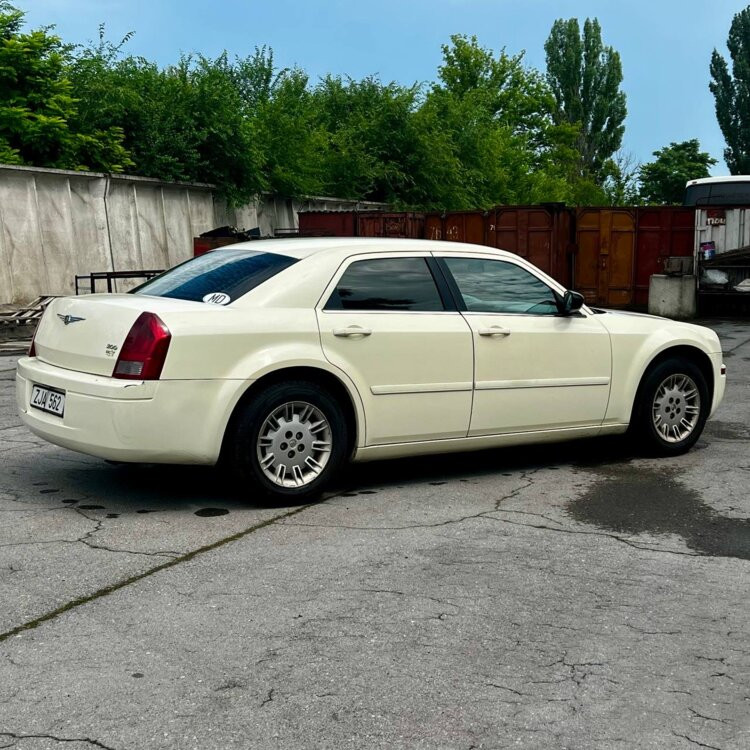 Chrysler 300C 2007 an Rîbnița Rîbnița - fotografie 8
