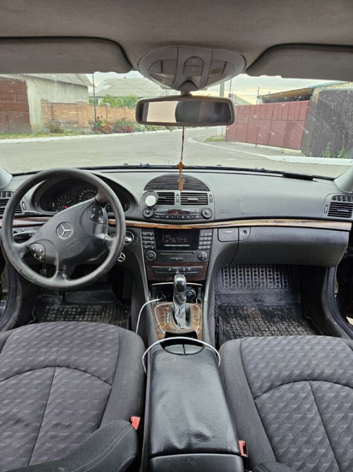 Mercedes E-Class 2004 an Căuşeni Căuşeni - fotografie 4
