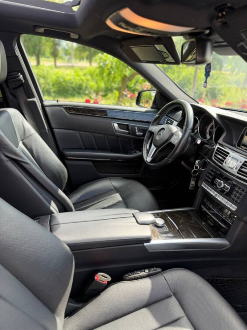 Mercedes E-Class 2013 год Тирасполь Тирасполь - изображение 3