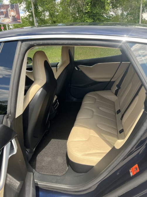 Tesla Model S 2014 год Новые Анены Новые Анены - изображение 8
