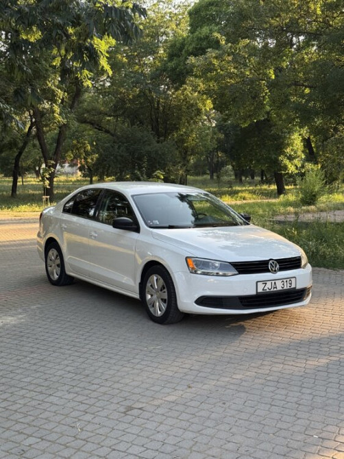 Volkswagen Jetta 2013 an Tiraspol Tiraspol - fotografie 1