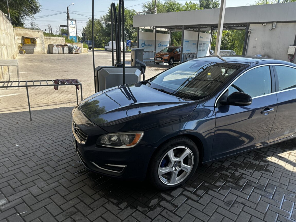 Volvo S60 2015 год Кишинёв Кишинёв - изображение 1