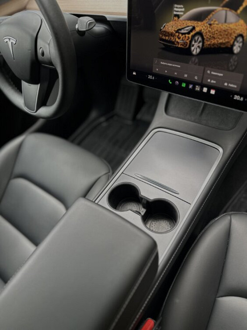 Tesla Model Y 2023 год Тирасполь Тирасполь - изображение 9