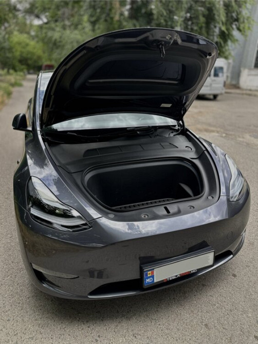 Tesla Model Y 2023 год Тирасполь Тирасполь - изображение 3