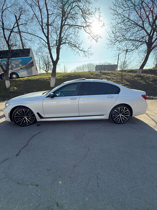 BMW 7 Series Chişinău - fotografie 2