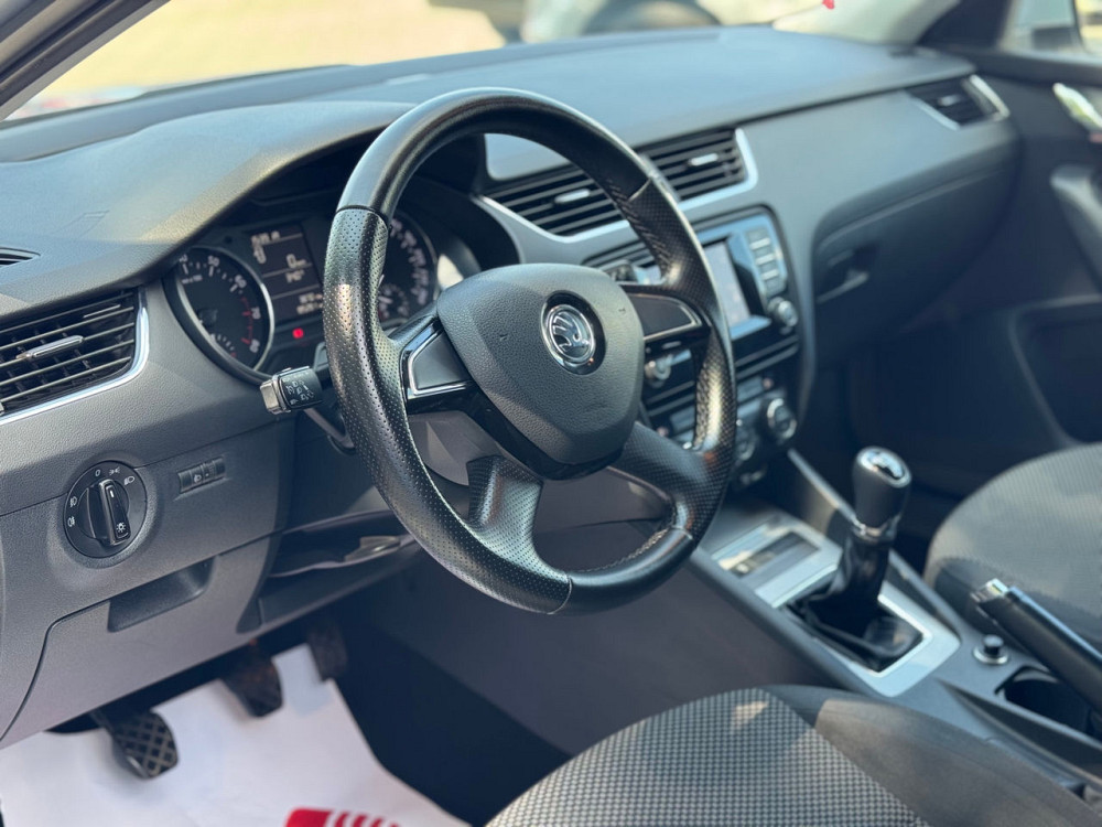 Skoda Octavia Chişinău - fotografie 9