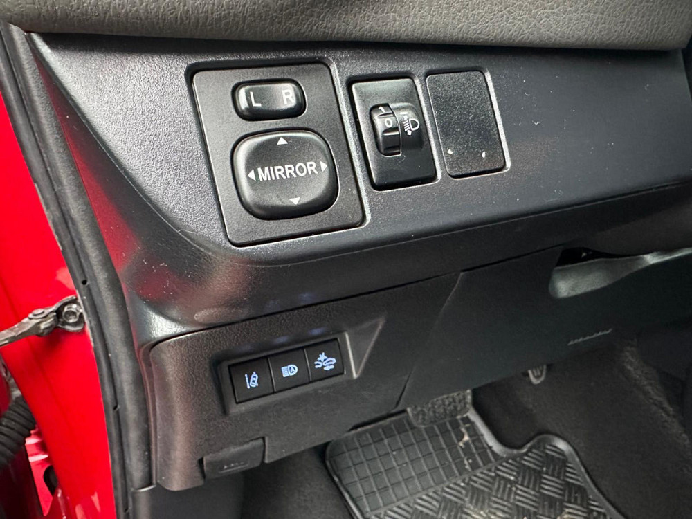 Toyota Yaris Chişinău - fotografie 5