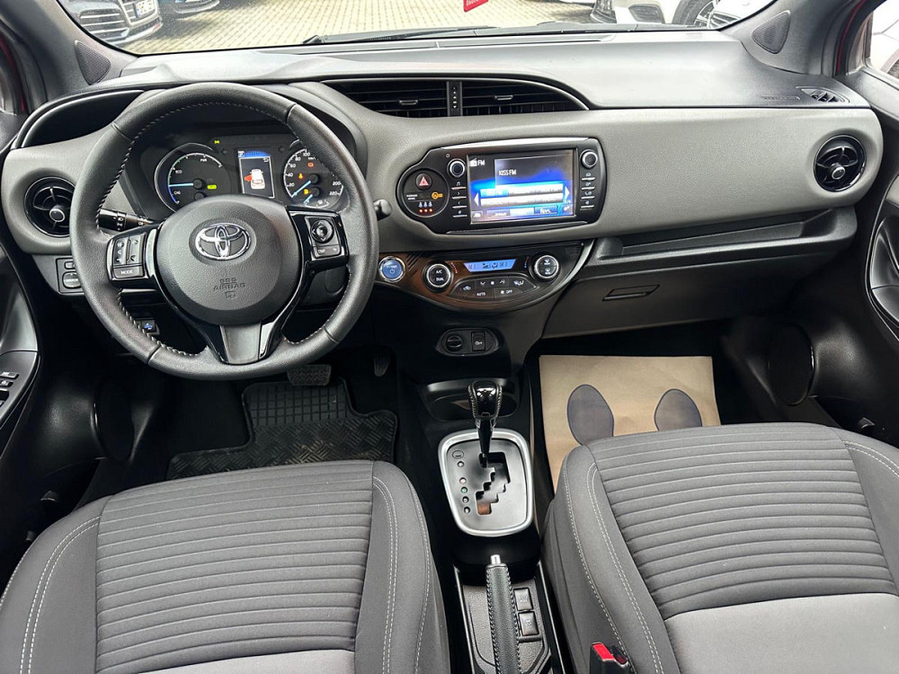 Toyota Yaris Chişinău - fotografie 3