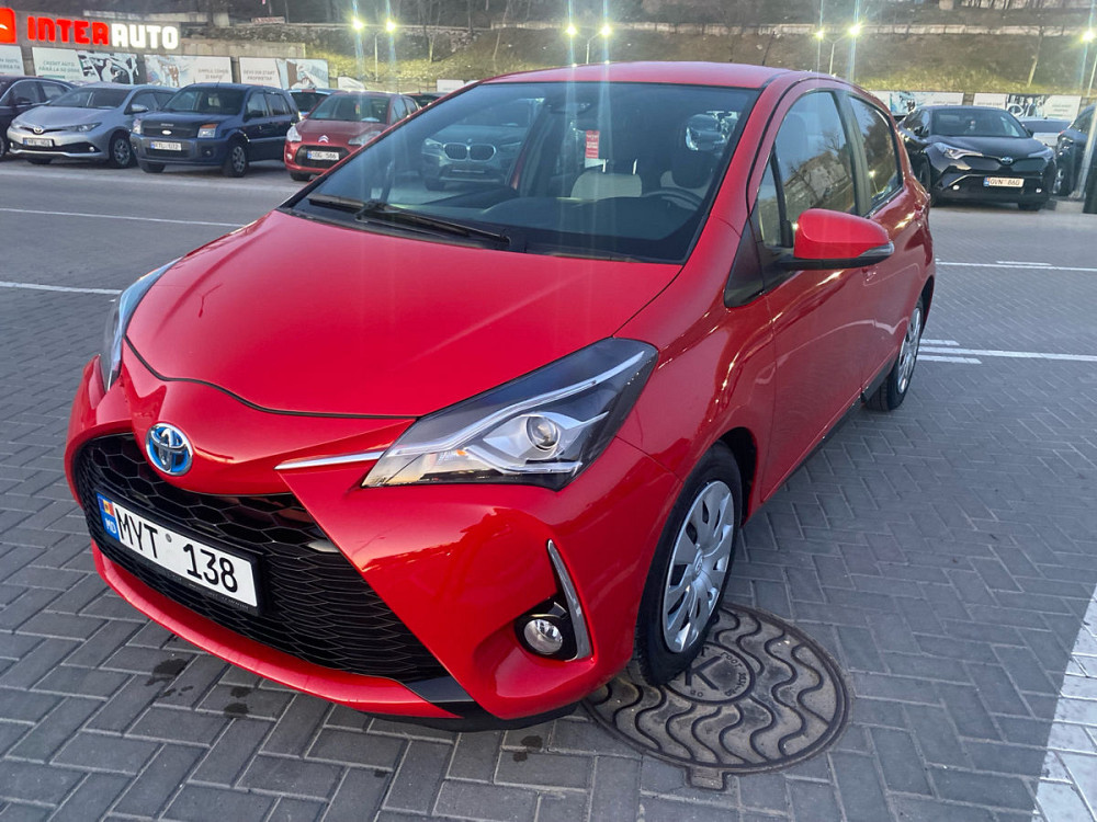 Toyota Yaris Chişinău - fotografie 1