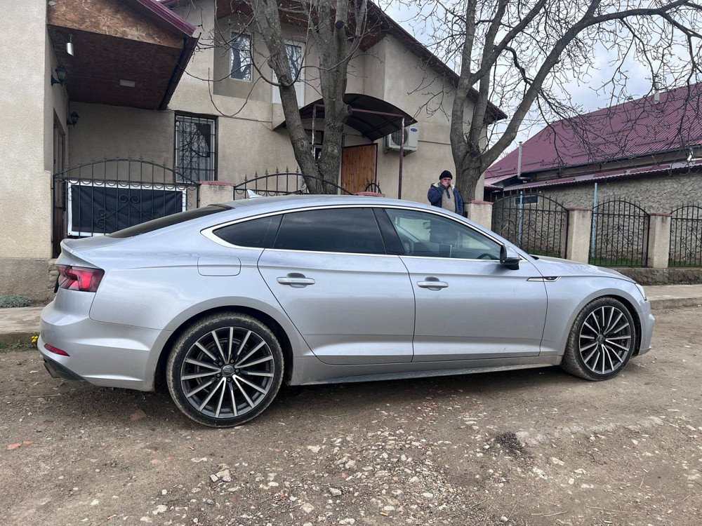 Audi A5 Chişinău - fotografie 3