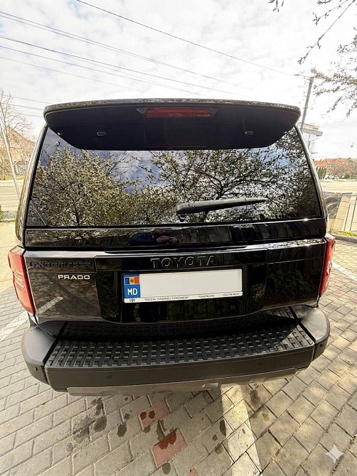Toyota Land Cruiser Prado Chişinău - fotografie 3