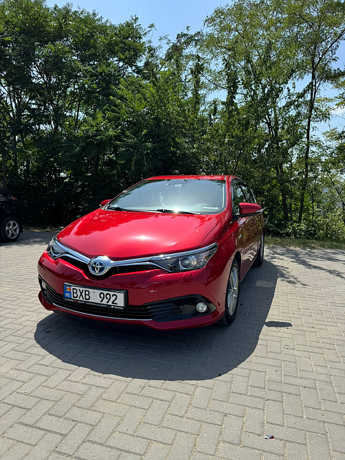 Toyota Auris Chişinău - fotografie 1