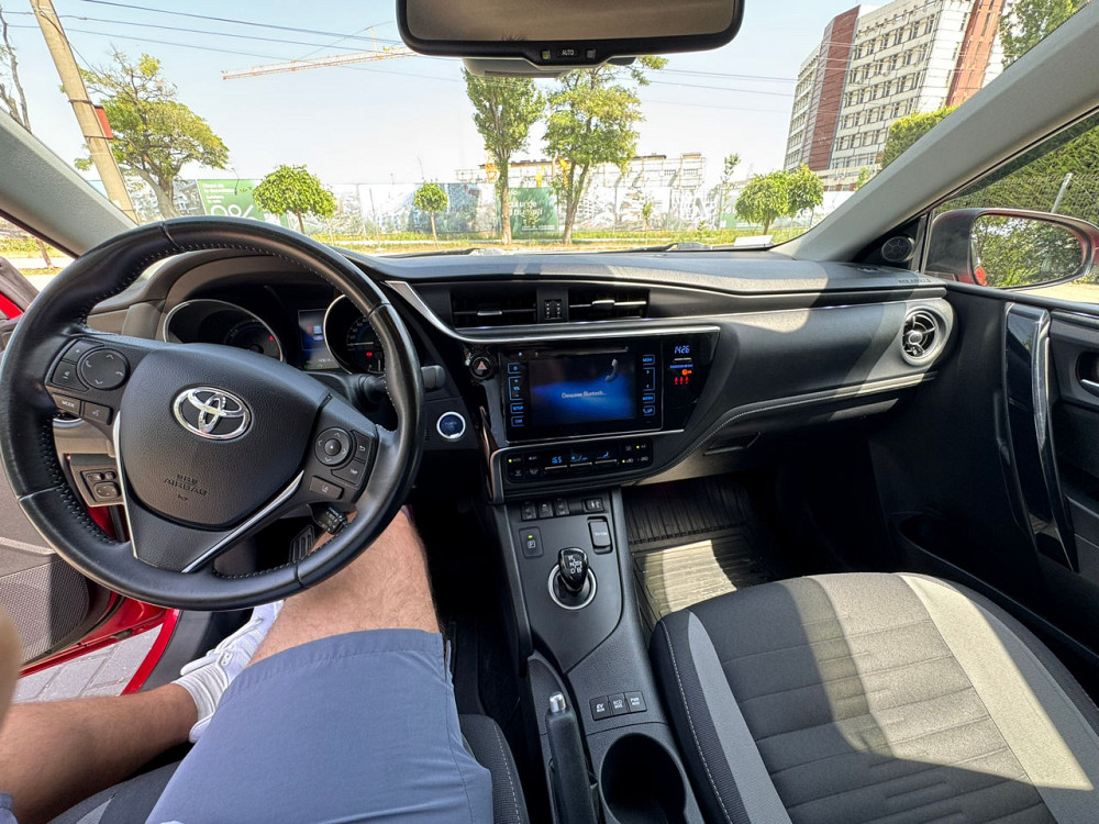 Toyota Auris Chişinău - fotografie 7