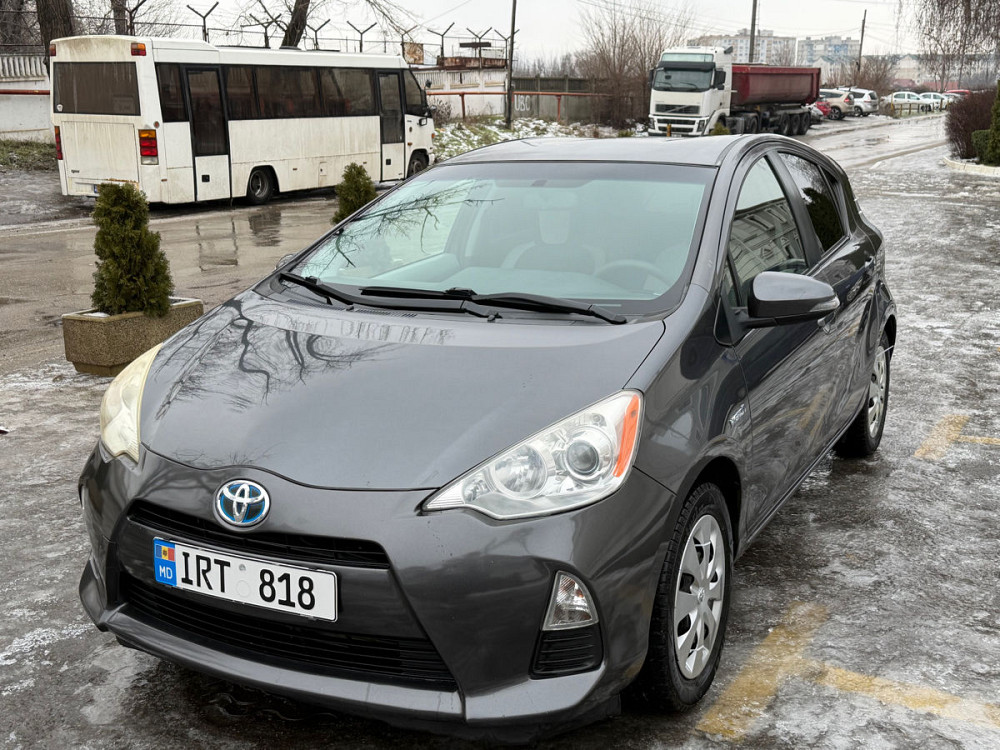 Toyota Prius c Кишинёв - изображение 2