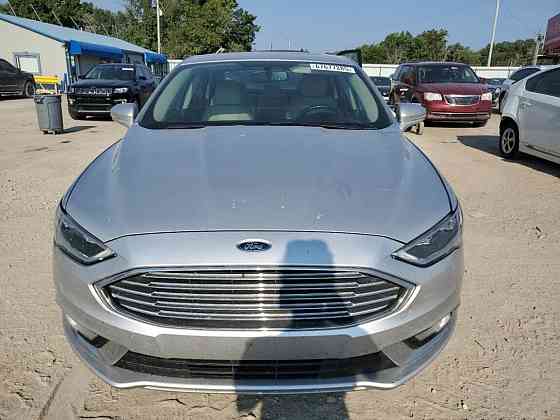 2018 FORD FUSION titanium/platinum hev Tiraspol