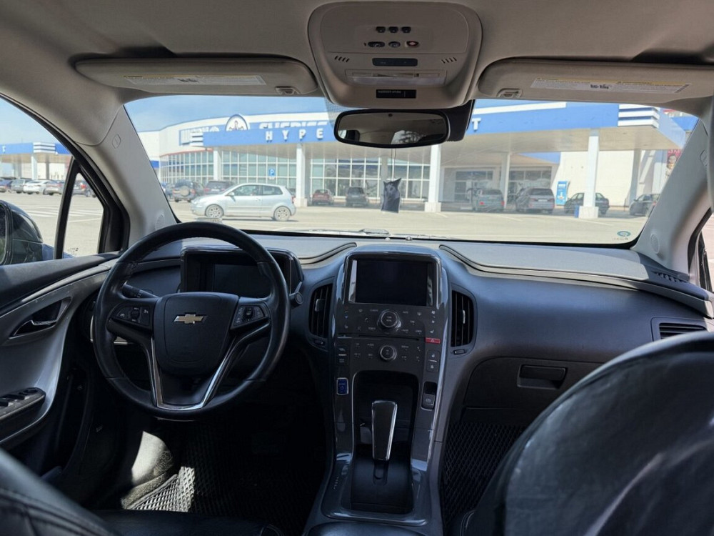 Продаётся Chevrolet Volt 2012 года в максимальной комплектации. Тирасполь - изображение 7