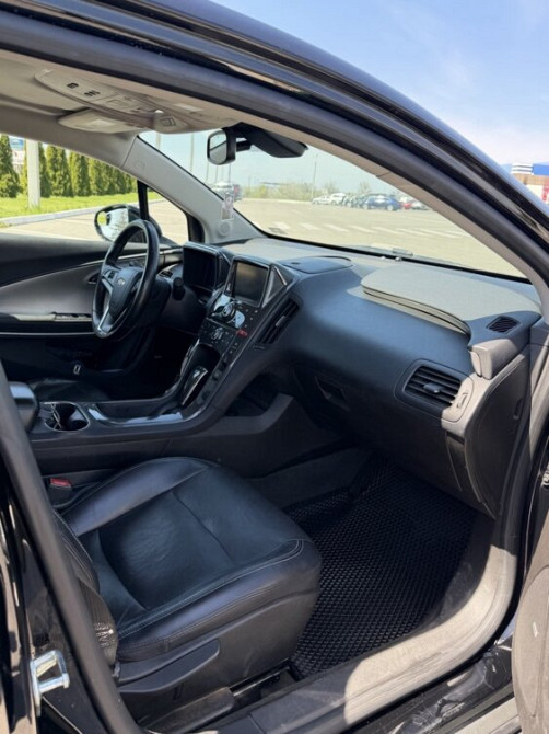 Продаётся Chevrolet Volt 2012 года в максимальной комплектации. Тирасполь - изображение 6