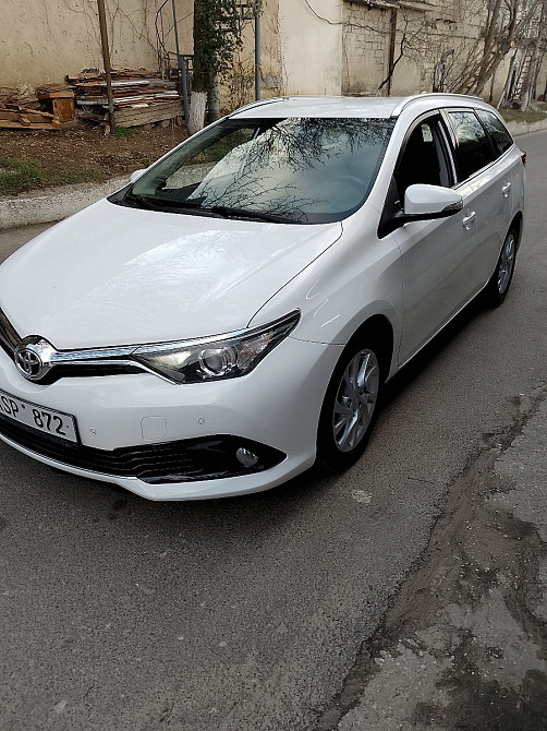 Toyota Auris Кишинёв - изображение 2