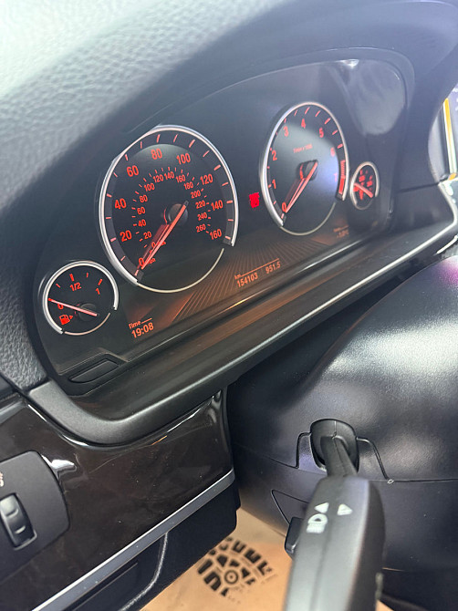BMW 5 Series Chişinău - fotografie 10