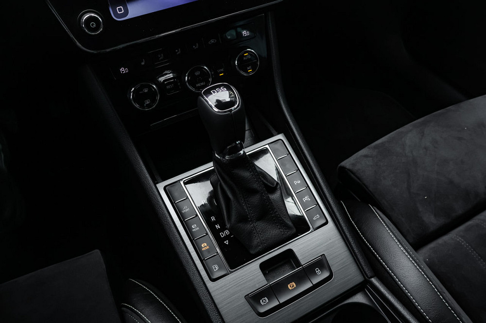 Skoda Superb Chişinău - fotografie 8
