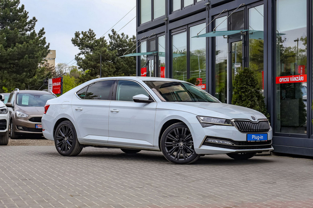 Skoda Superb Chişinău - fotografie 3