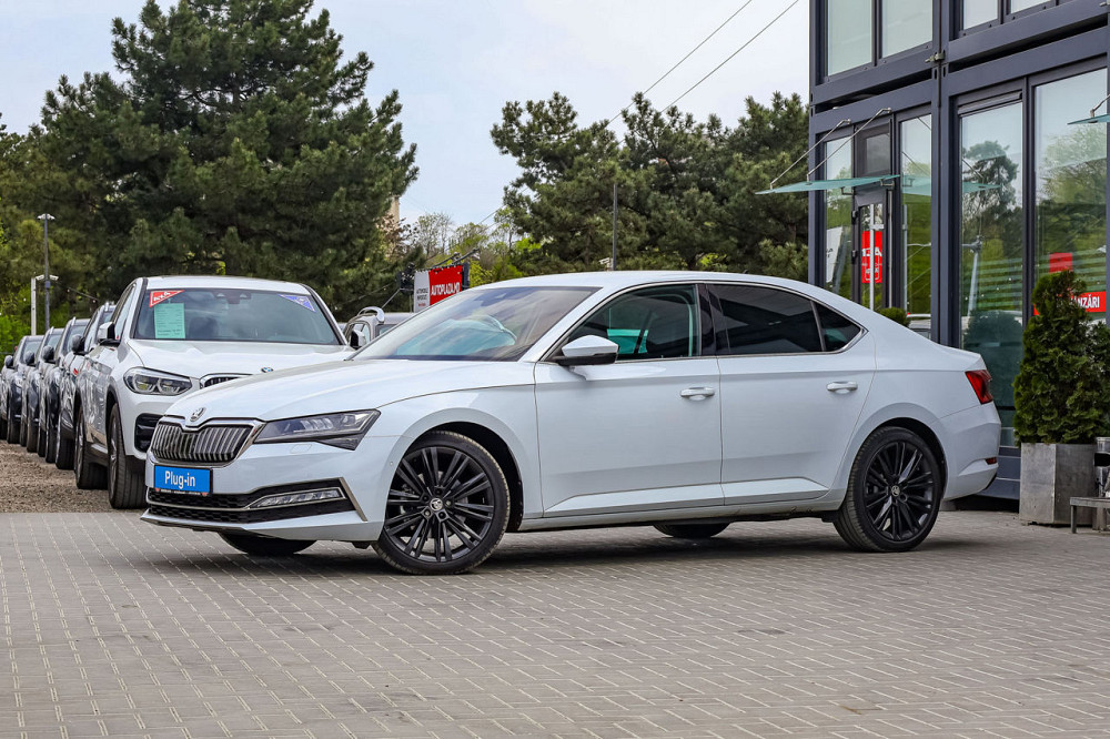 Skoda Superb Chişinău - fotografie 1