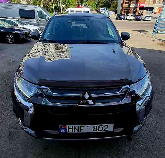 Mitsubishi Outlander Chişinău