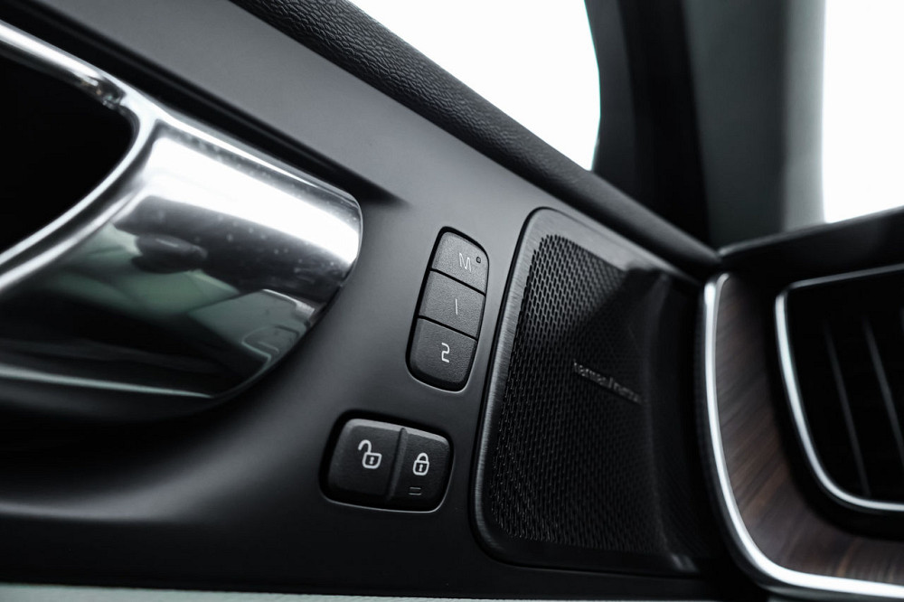 Volvo XC60 Chişinău - fotografie 10