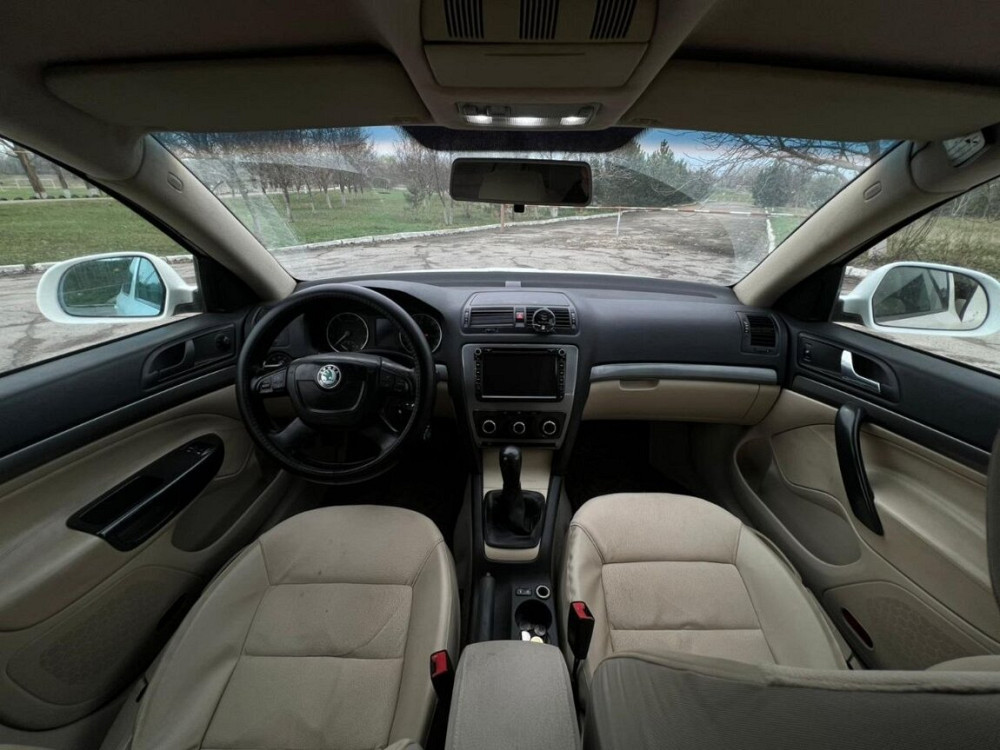 Skoda octavia 2013 срочно!!! Кишинёв - изображение 2