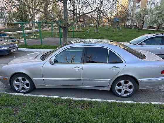 Продам Мерседес Е-320 бензин-газ метан Tiraspol