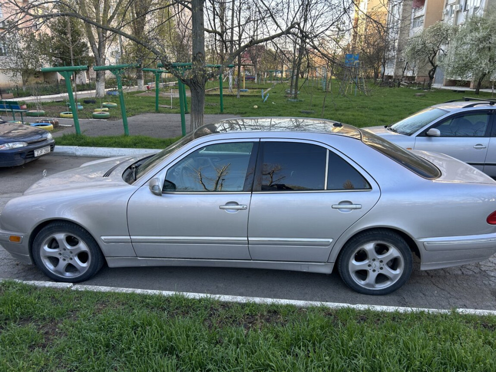 Продам Мерседес Е-320 бензин-газ метан Tiraspol - fotografie 2