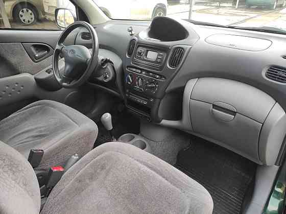 Компактная экономная Toyota Yaris Verso Тирасполь