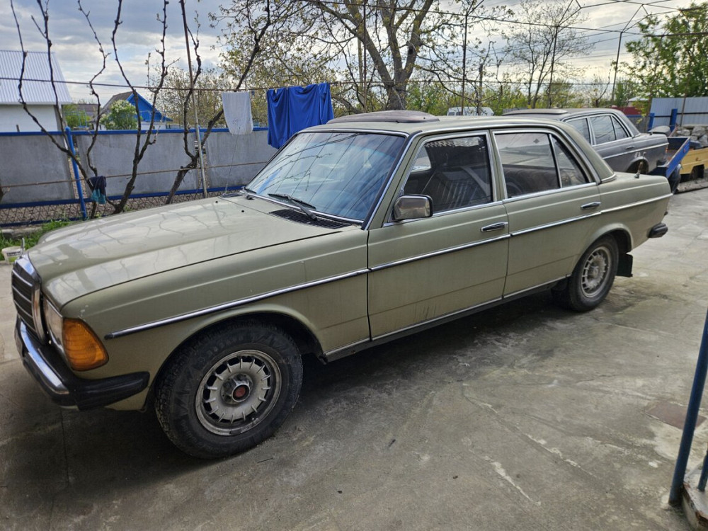 ПРОДАМ Мерседес 123 2.4 дизель Dnestrovsc - fotografie 3