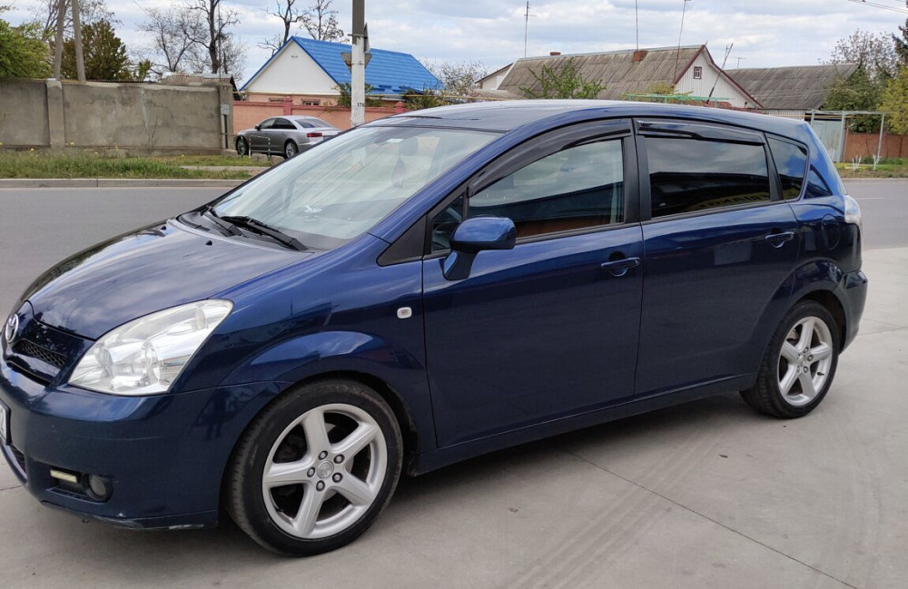 Toyota Corolla Verso 2006 год на нейтральных номерах Турбодизель 2.2, Тирасполь - изображение 4