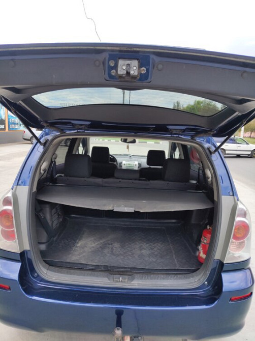 Toyota Corolla Verso 2006 год на нейтральных номерах Турбодизель 2.2, Тирасполь - изображение 7