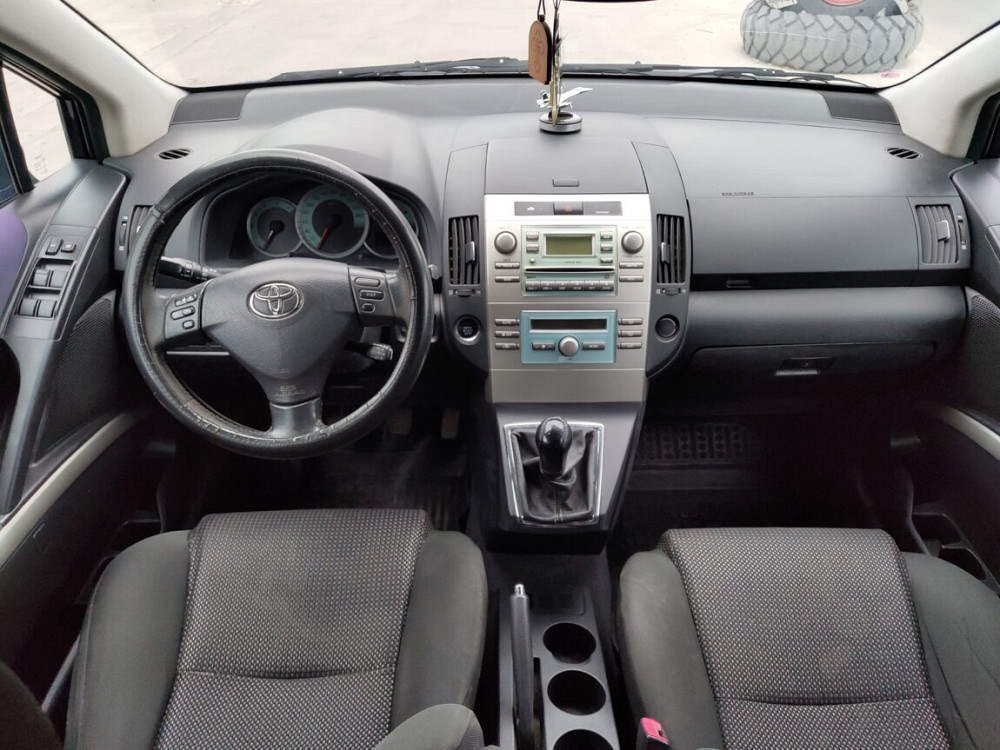 Toyota Corolla Verso 2006 год на нейтральных номерах Турбодизель 2.2, Тирасполь - изображение 5