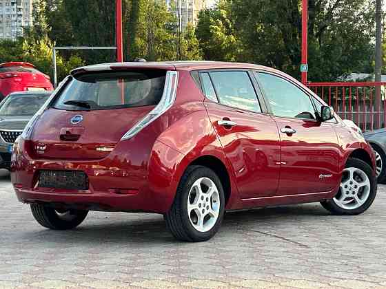 Срочно! Nissan Leaf - 5 руб на 100км едет! Бендеры