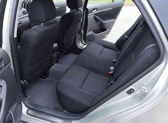 Toyota AVENSIS T25 ТОРГ Рыбница