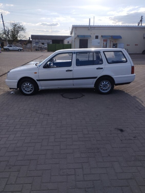 Volkswagen Golf 1995 год Бендеры Бендеры - изображение 9