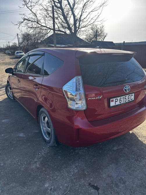 Продам Prius V 2012 Рыбница - изображение 1