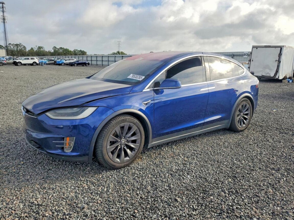 2018 TESLA MODEL X Tiraspol - fotografie 3