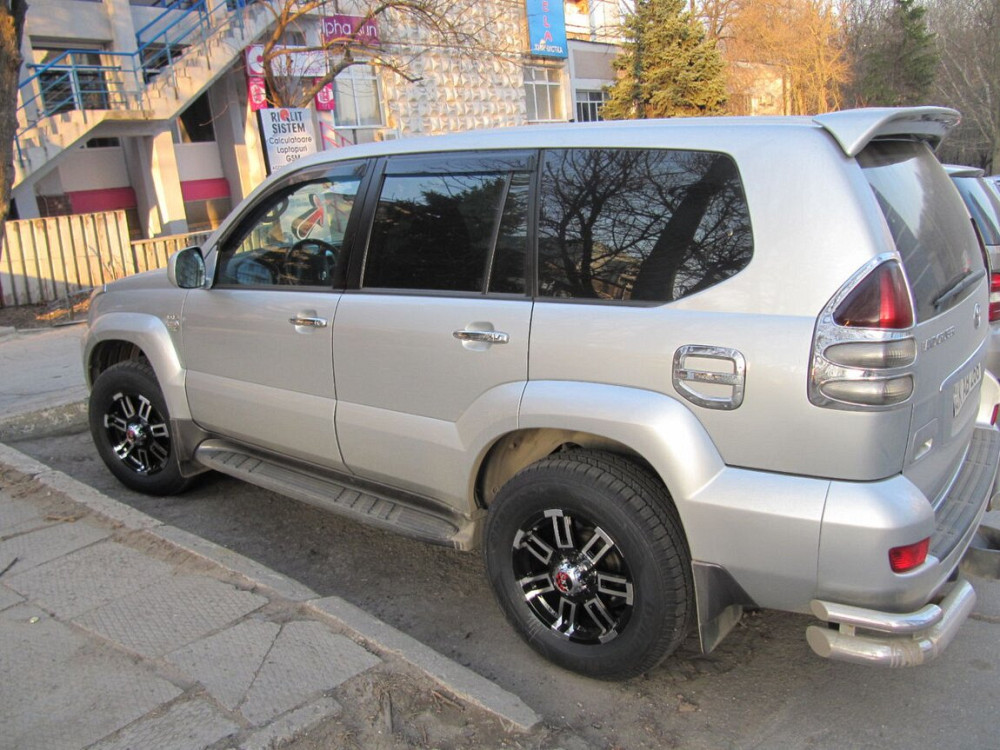 Toyota Land Cruiser Prado 120 с двигателем D4D (турбодизель) 350 000km Кишинёв - изображение 3