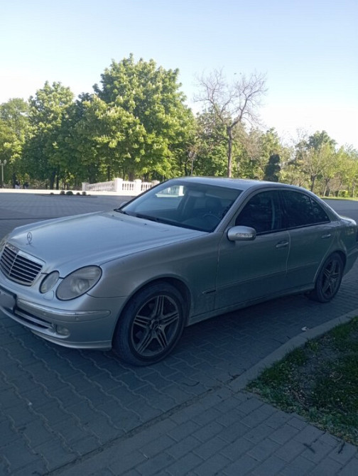 211 Mercedes 2.7cdi. АКПП. Avangard. Номера ПМР Bender - fotografie 3