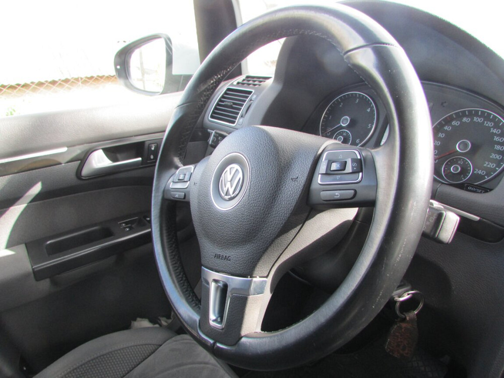 Цена снижена VW Touran 2.0 TDI DSG Highline 7 Sitzer 2015г из Италии Рыбница - изображение 4