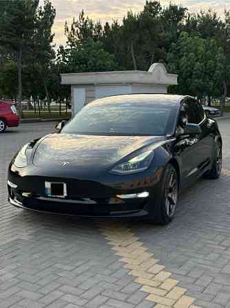 TESLA MODEL 3 DUAL MOTOR(Рест) ОБМЕН Тирасполь